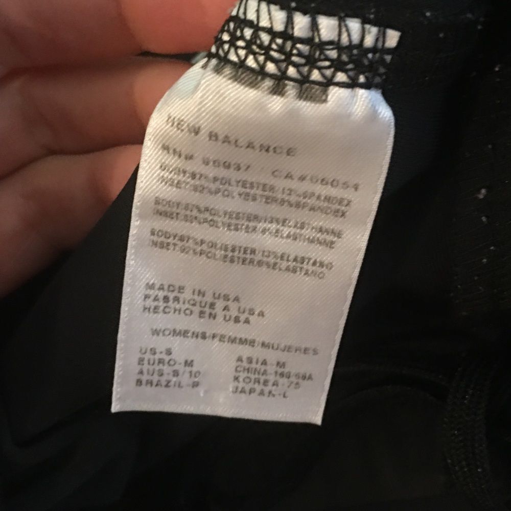 New Balance Black Lightening Dry Capri Leggings - Picture 15 of 16